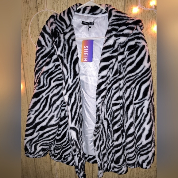 BOGO🆓 -Zebra Print Fit For You Soft Zip Up Jacket - Picture 4 of 6